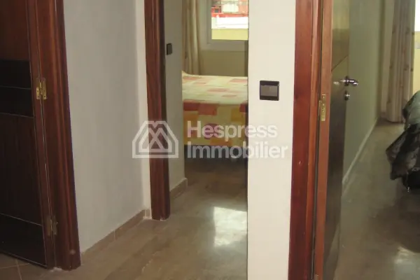 Furnished apartment for rent, steps from the marina