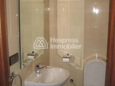 Furnished apartment for rent, steps from the marina