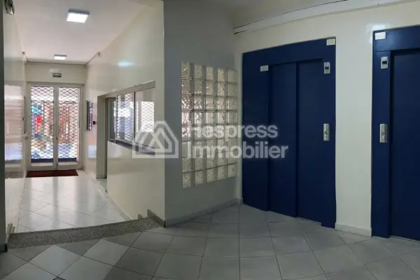 Très bel immeuble à vendre, racine, casablanca