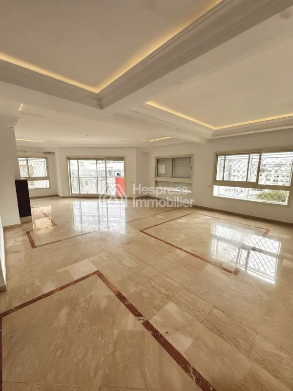 South-facing apartment for sale in Princesses