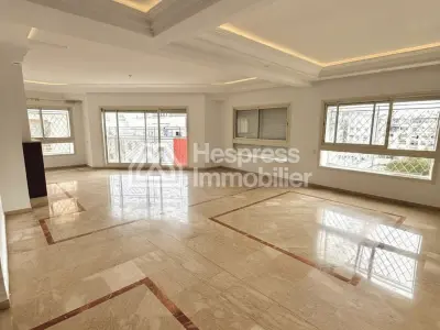 South-facing apartment for sale in Princesses