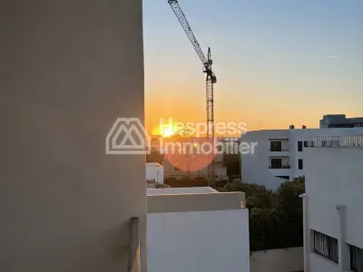 شقة استوديو مفروشة جديدة وجميلة للإيجار الواحة