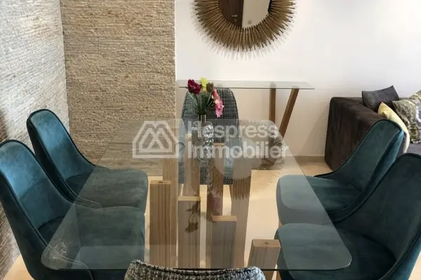 Très bel appartement MEUBLÉ à louer CFC