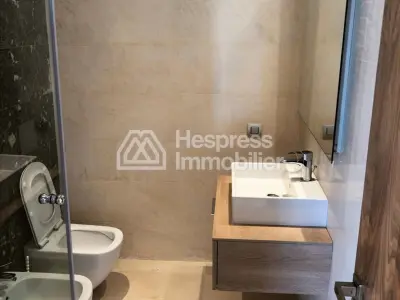 Très bel appartement MEUBLÉ à louer CFC