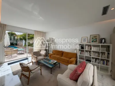 Beautiful unfurnished villa for rent in Aïn Diab