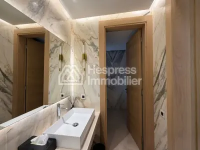 Beautiful unfurnished villa for rent in Aïn Diab