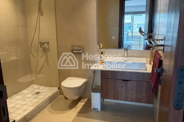 Beautiful furnished apartment for rent with CFC