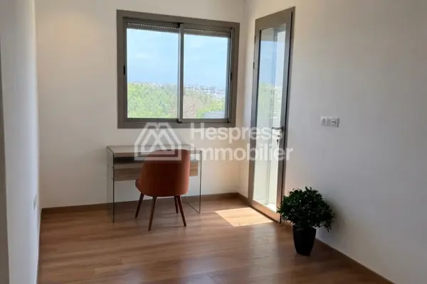 Beautiful furnished apartment for rent with CFC