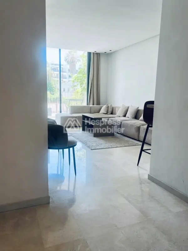 Bel appartement MEUBLÉ à louer à PALMIER