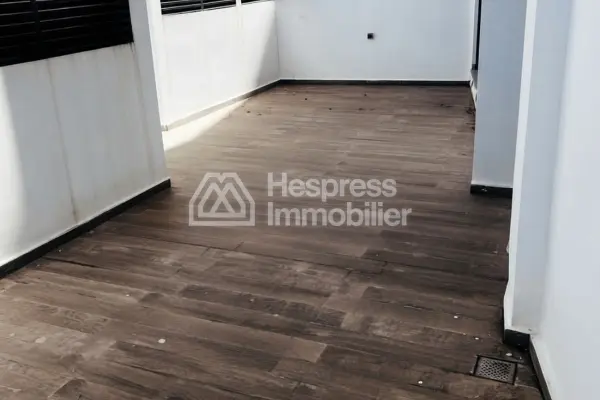 Bel appartement MEUBLÉ à louer à PALMIER