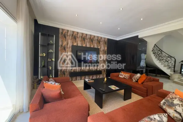 BEAUTIFUL FURNISHED VILLA for rent in Aïn Diab extension