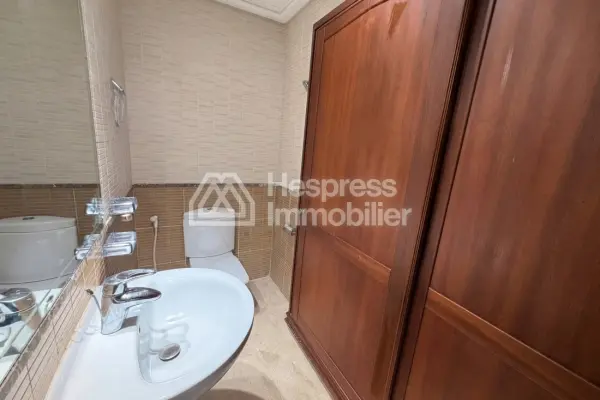 BEL Appartement à louer NEJMA à TANGER