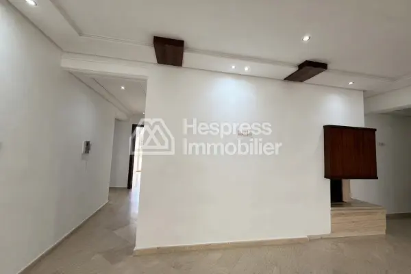 BEL Appartement à louer NEJMA à TANGER