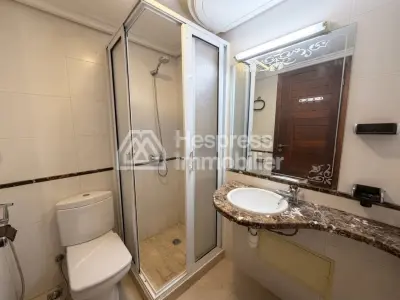 BEL Appartement à louer NEJMA à TANGER