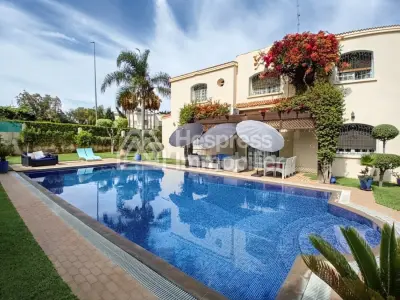 Stunning villa for sale on Californie