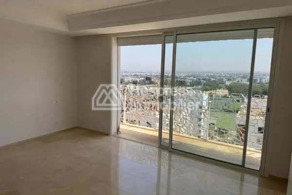 Luxurious apartment for rent, CFC green towers