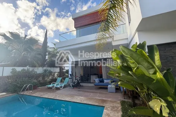Beautiful villa for sale in Bouskoura