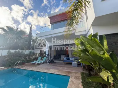 Beautiful villa for sale in Bouskoura