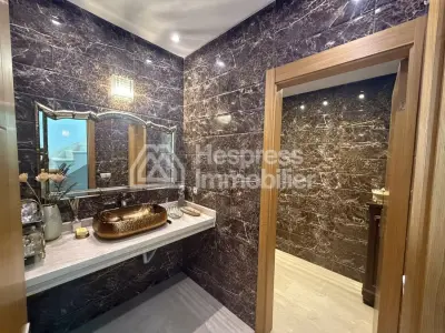 Beautiful villa for sale in Bouskoura