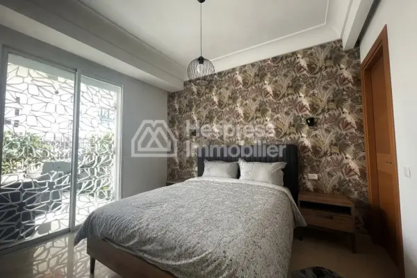 Beau STUDIO MEUBLÉ avec jardin privé à louer CFC