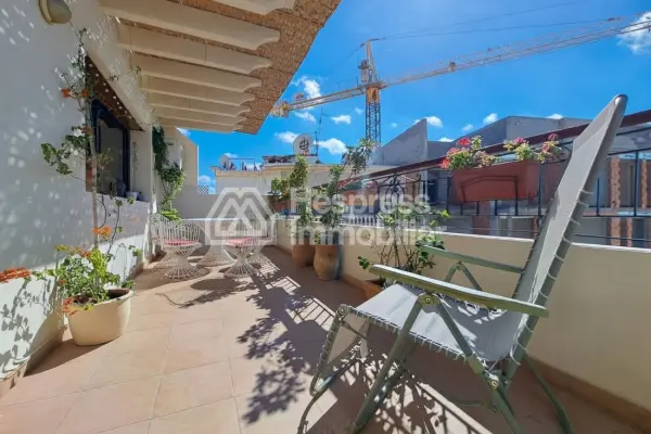 Beautiful furnished apartment for rent in the Golden Triangle