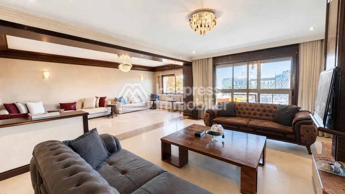 Très bel appartement MEUBLÉ à louer, cité plateau riviera