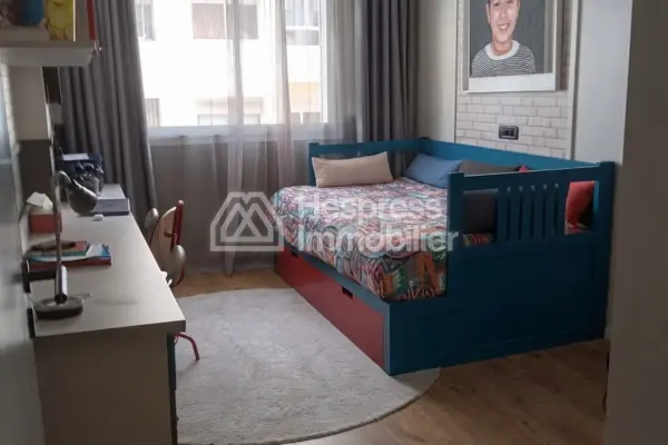 BEAUTIFUL FURNISHED apartment for sale in PRINCESSES