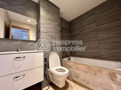 Bel appartement à vendre sur DAR BOUAZZA