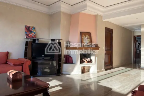 Very nice apartment Beauséjour / Bd Ghandi