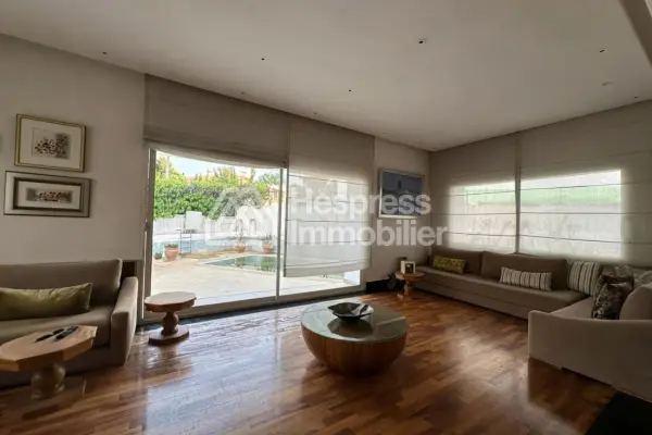 Très Belle villa Contemporaine à vendre VAL D'ANFA