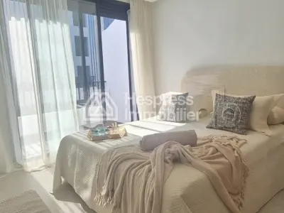 شقة استوديو مفروشة جديدة تمامًا للإيجار