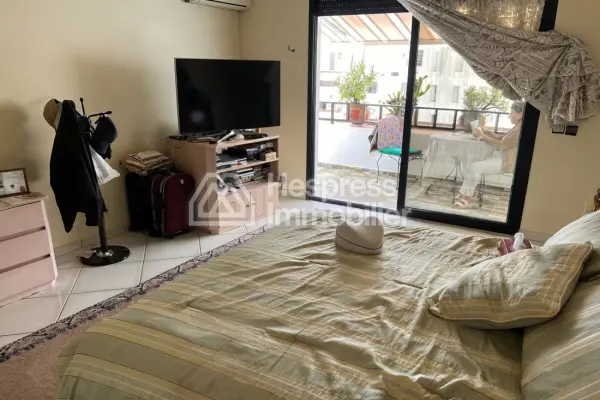 Somptueux DUPLEX avec TERRASSES à vendre RACINE