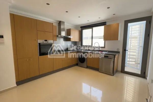 Luxurious furnished apartment for rent in Racine