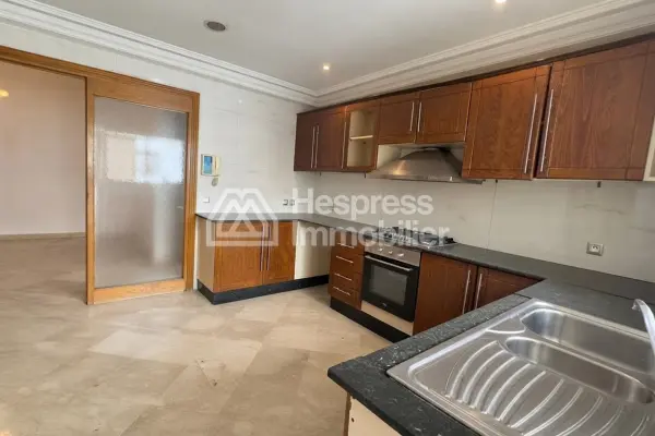 Beautiful apartment for sale Maârif Extension