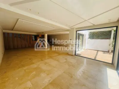 Superbe Villa à louer à La Palmeraie à BOUSKOURA