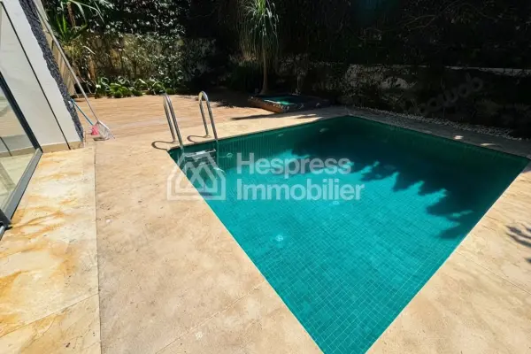 Superbe Villa à louer à La Palmeraie à BOUSKOURA