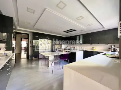 Luxury furnished apartment for rent on Boulevard Massira