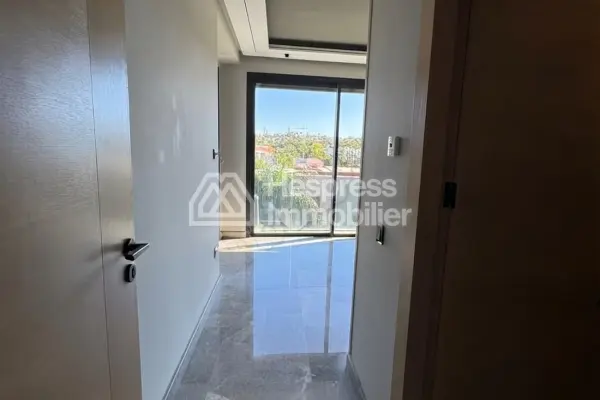 Beautiful apartment with SEA VIEW for rent Aïn Diab