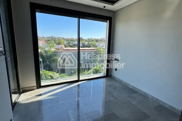 Beautiful apartment with SEA VIEW for rent Aïn Diab