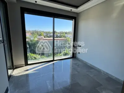 Beautiful apartment with SEA VIEW for rent Aïn Diab