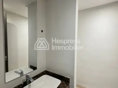 شقة أرضية مفروشة رائعة للإيجار