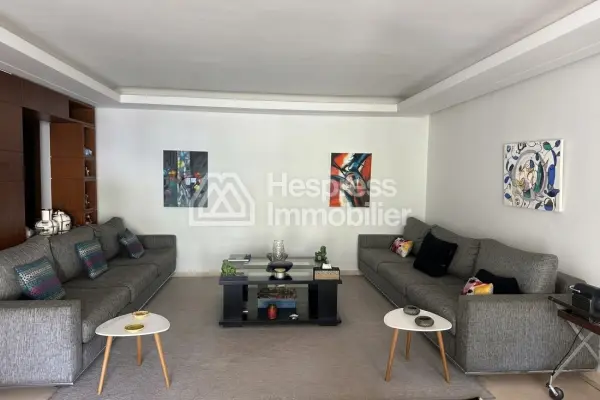 Beautiful furnished apartment for rent in Aïn Diab