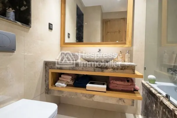 Superb furnished apartment for rent cfc
