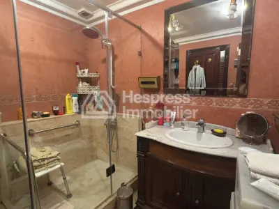 Très bel appartement à vendre à racine