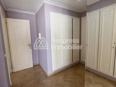 دوبلكس فاخر للإيجار راسين