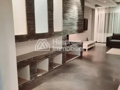 Beautiful furnished apartment for rent in the Golden Triangle.