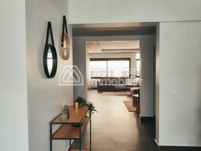 Beautiful furnished apartment for rent in the Golden Triangle.