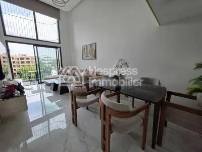 شقة دوبلكس مفروشة جميلة للإيجار بالمييه