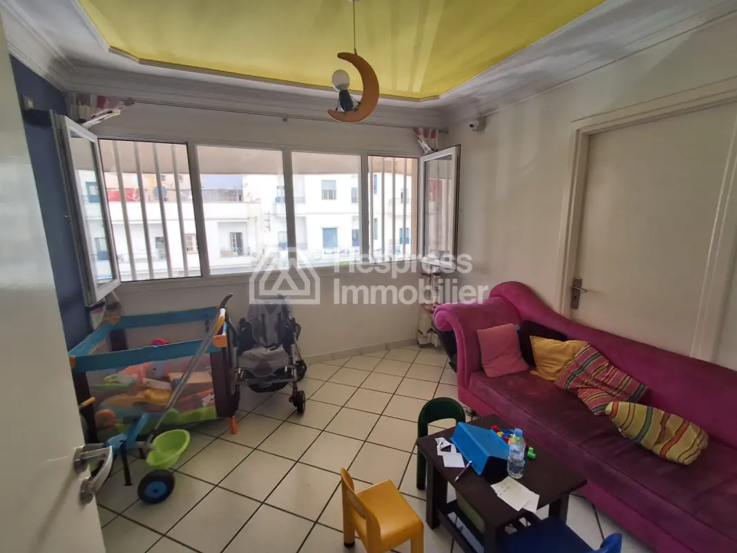 Office for sale in the Administratif district