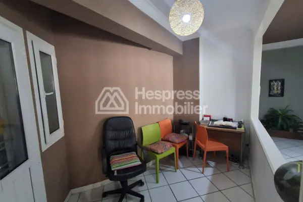 Office for sale in the Administratif district